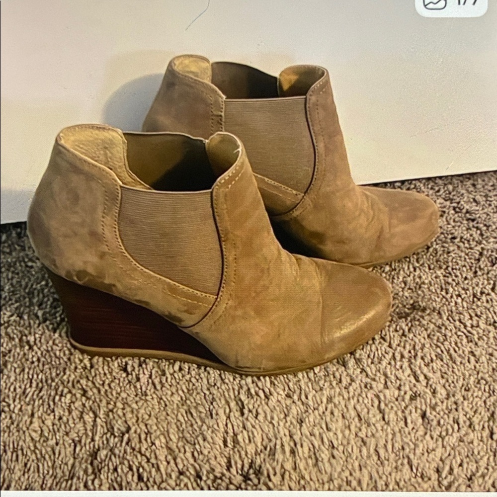 Audrey Brooke CINDY Wedge Shoes 9.5
